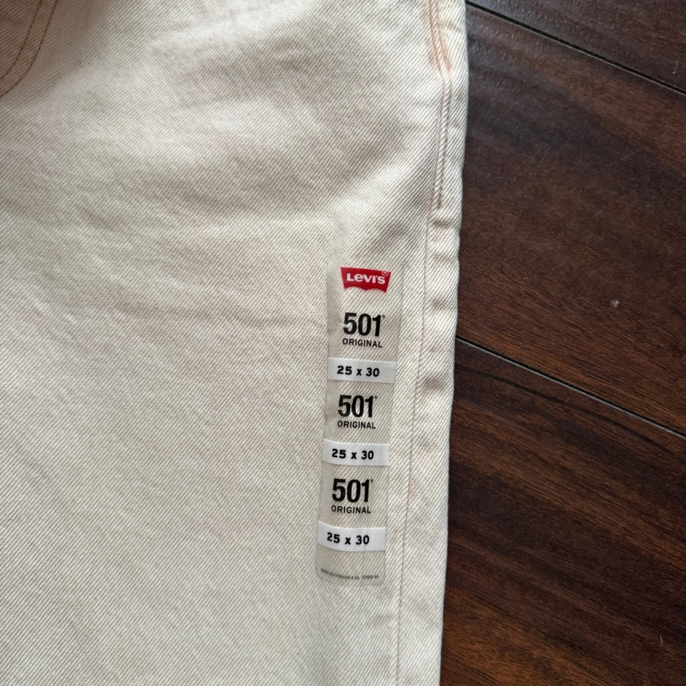 501 Original Levi’s Jeans - Picture 3 of 9